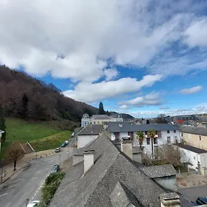 Chaleureux Classe 3 Etoiles - Idealement Situe , Bagnères-de-Bigorre France